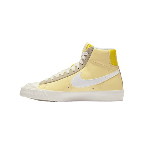 nike blazer damen gelb|Damen Gelb Blazer (1) .